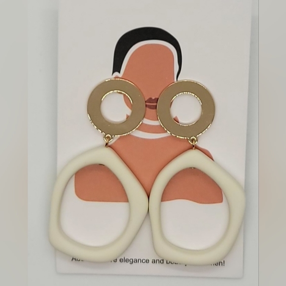 Gold & white drop earrings - Picture 2 of 2